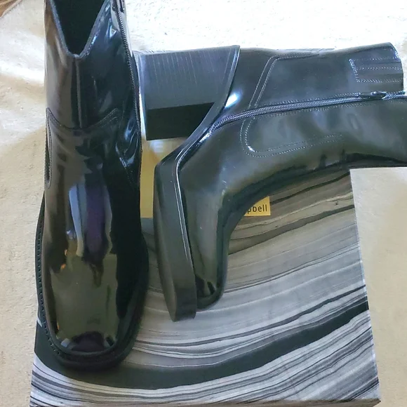 NWT Jeffery Campbell - Picture 1 of 9